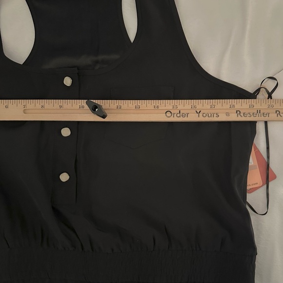 Ali Ro Black Silk Racerback Jumpsuit Women’s 12 Romper Jumper NWT casual - Picture 6 of 11